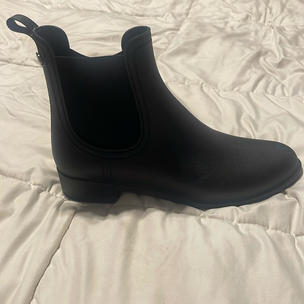 ALDO ankle boots.